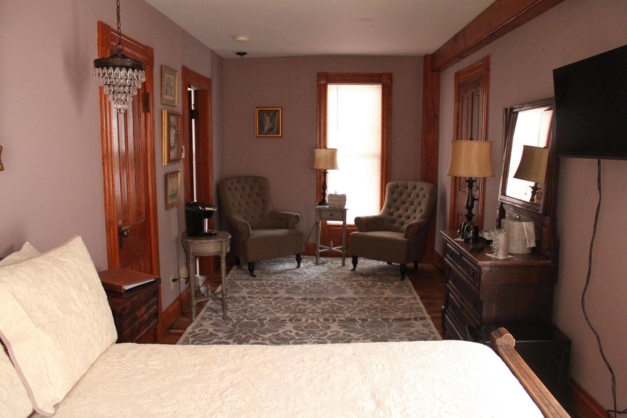 The Buxton Inn Granville Eksteriør billede
